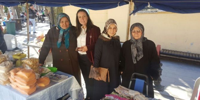 Başkan Yalçın, Kadın Esnafı Ziyaret Etti