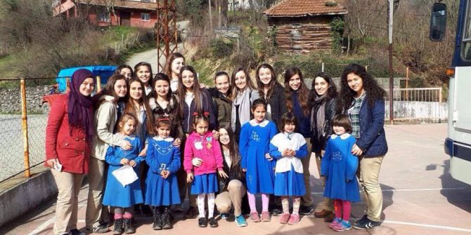 Kapuz Mesleki Ve Teknik Anadolu Lisesi’nden Örnek Davranış
