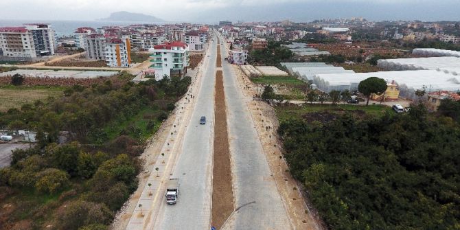 Alanya Ketsel’de Parke Ve Kaldırım Çalışması