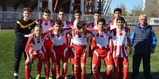U14 Futbol Takımı Play Off Liginde İlk Galibiyetini Aldı