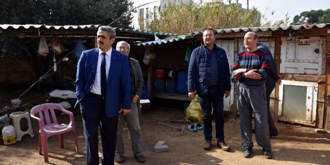 Başkan Alıcık, Yaşlı Kadının Hediyesini Kendi Eliyle Götürdü