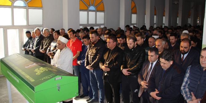 Vurularak Öldürülen Doktor Son Yolculuğuna Uğurlandı