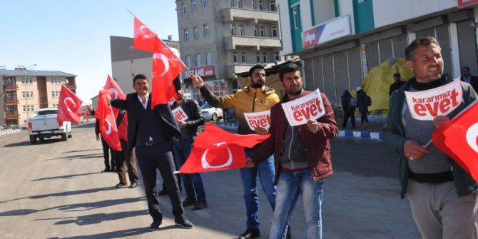 Bakan Arslan, Selim’de Bayraklar Ve Evetlerle Karşılandı