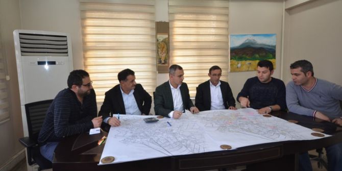 Başkan Yikit, Belediye Hizmetlerini Değerlendirdi