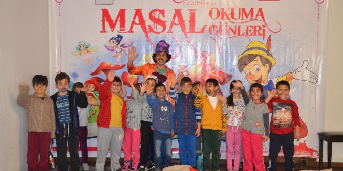Kuşadası Masal Günleri Başladı