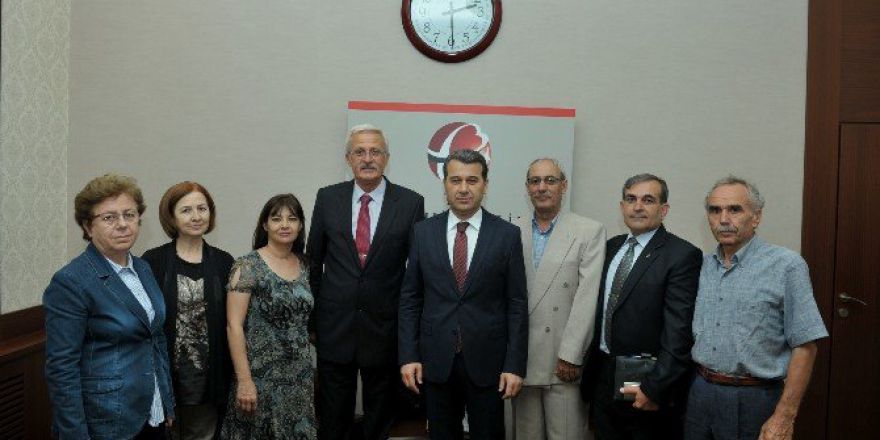 Vali Çelik, Stk’ları Kabul Etti