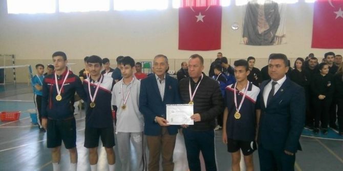 Badminton Grup Müsabakaları Sona Erdi