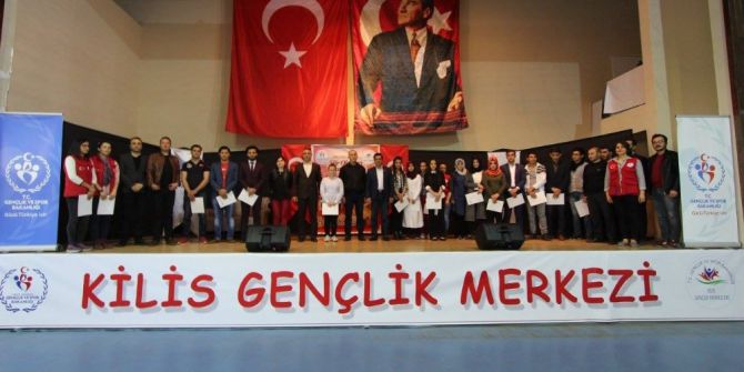 Kilis’te Şiir Okuma Yarışması