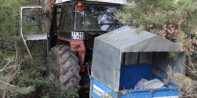 Bilecik’te Traktör Kazası, 2 Yaralı