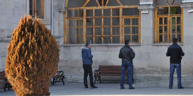 Harakani Türbesi Ziyaretçi Akınına Uğruyor