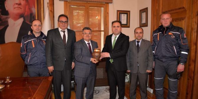 Sivil Savunma Günü Ve Deprem Haftası Nedeniyle Başkan Yağcı’ya Ziyaret