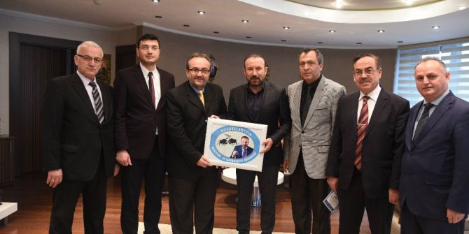 Başkan Doğan, Misafirlerini Makamında Ağırladı