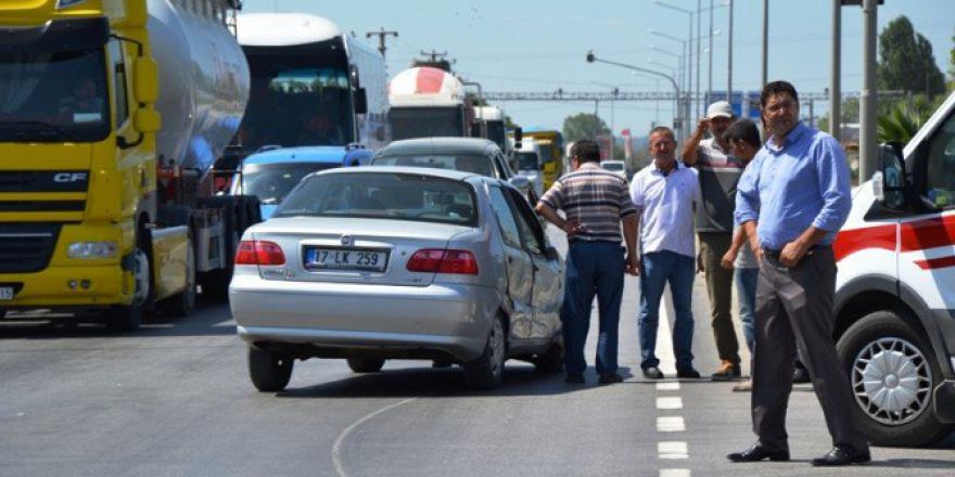 Biga’da Kaza; 3 Yaralı