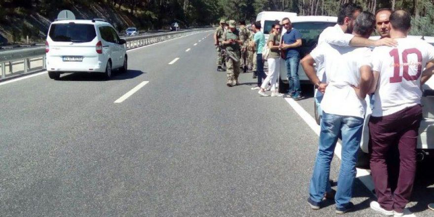 Darbe Girişiminde Bulunan Askerlerden 3’ü Yakalandı