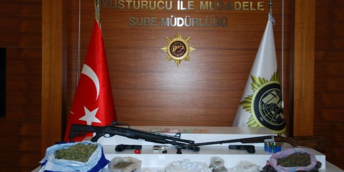 Şişli’de Uyuşturucu Şebekesi Çökertildi: 25 Tutuklama, 1 Adli Kontrol