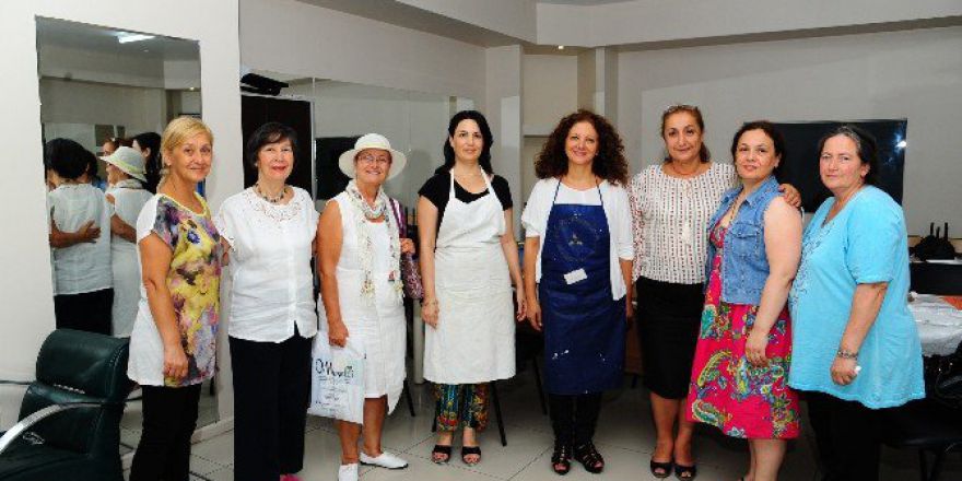 Beylikdüzü’nde Hem İhtiyaç Sahibi Kadınlar Hem Gıda Bankası Kazanıyor