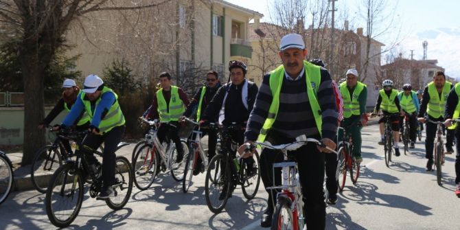 Erzincan Belediyesi Ve Bisikletliler Derneğinden Bisiklet Turu