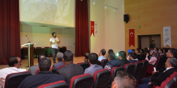 İlk Atlayışını Balkondan Çarşafla Yapmış