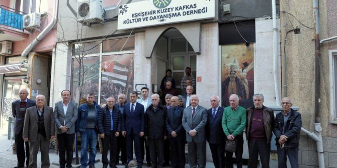 Vali Çelik, Kuzey Kafkas Kültür Ve Dayanışma Derneğini Ziyaret Etti