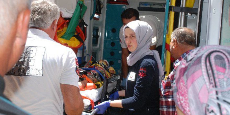 Gondoldan Düşen Çocuk Yaralandı