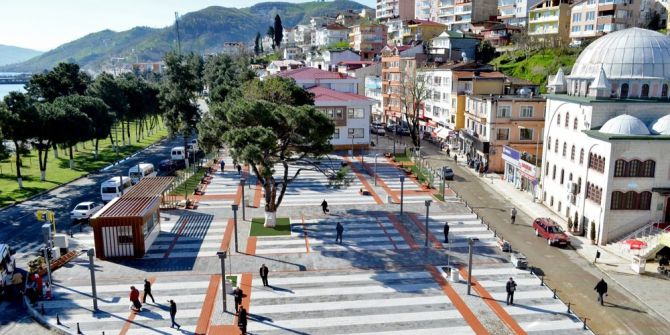 Perşembe Kent Meydanı’na Ödül