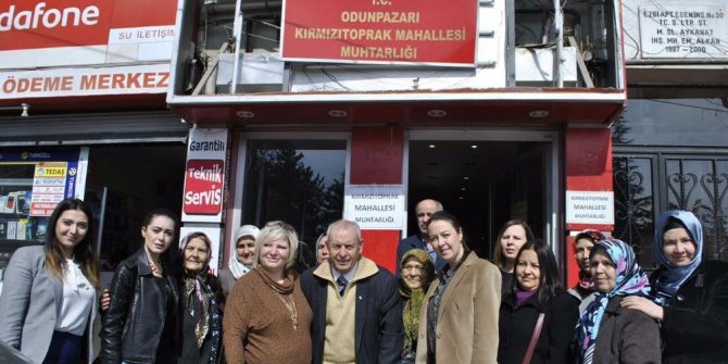 Ak Parti İl Kadın Kolları Başkanı Yalçın, Muhtar Elbir’i Ziyaret Etti