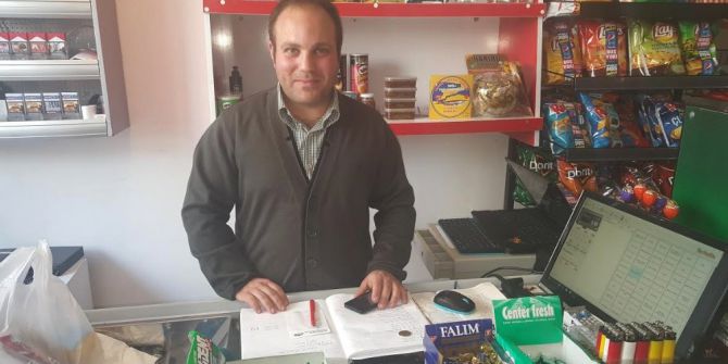 Babası Bakandı Kendisi Bakkal