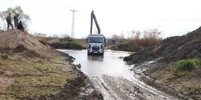 Yılların Sorunu Olan Menfez Gün Yüzüne Çıkıyor