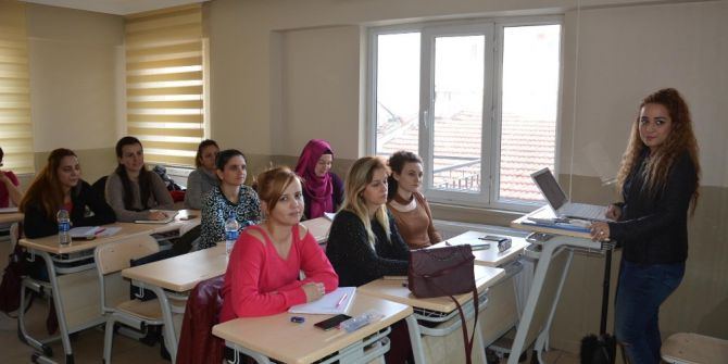 Şehzadeler’de Meslek Edindirme Kursları Başladı