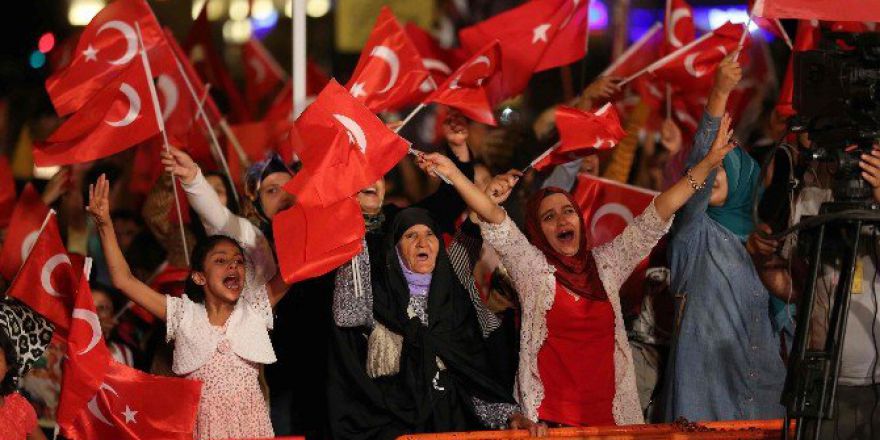 Haliliye’de Demokrasi Nöbeti Sürüyor