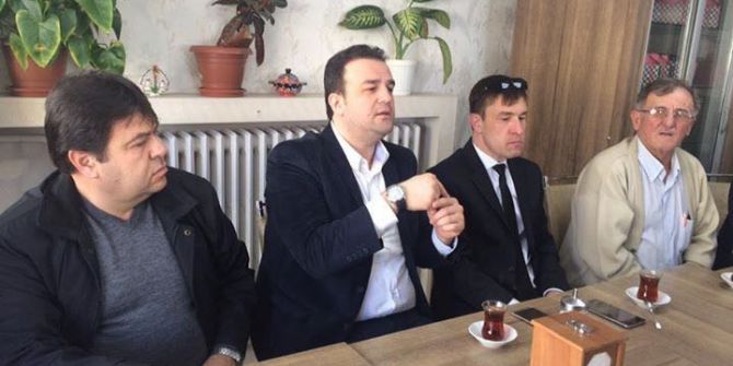 Ak Parti Tepebaşı İlçe Başkanlığı Mahallelerde Halk Oylamasını Anlatıyor