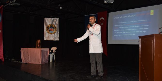 Alanya’da Berber Ve Kuaförlere Hijyen Semineri Verildi