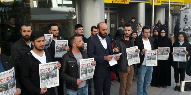 Kütahyalı Gençler, Kemal Kılıçdaroğlu’na ’Evet’ Gazetesi Gönderdi