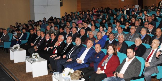 Başarılı İş Adamları Deneyimlerini Gençler İle Paylaştı