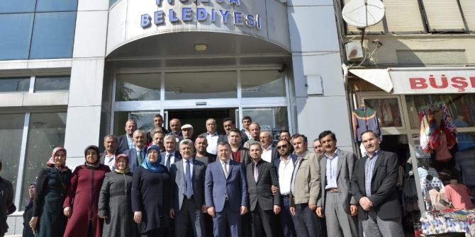 Ak Parti İl Başkanı Keskin Yığılca Belediye Başkanı Yiğit’i Ziyaret Etti