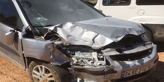 Otomobil İle Tır Çarpıştı: 5 Yaralı