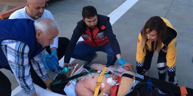 Kazada Ağır Yaralanan Sürücü Ambulans Helikopter İle Hastaneye Sevk Edildi