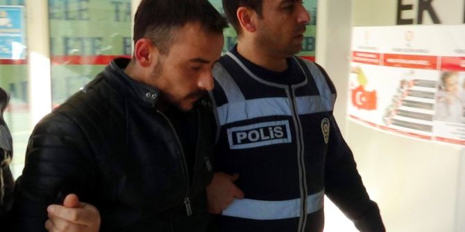 Arkadaşını Bıçaklayarak Öldüren Zanlı Tutuklandı