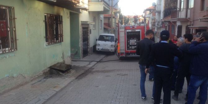 Öfkeli Damat Kayınpederinin Evine Molotof Attı