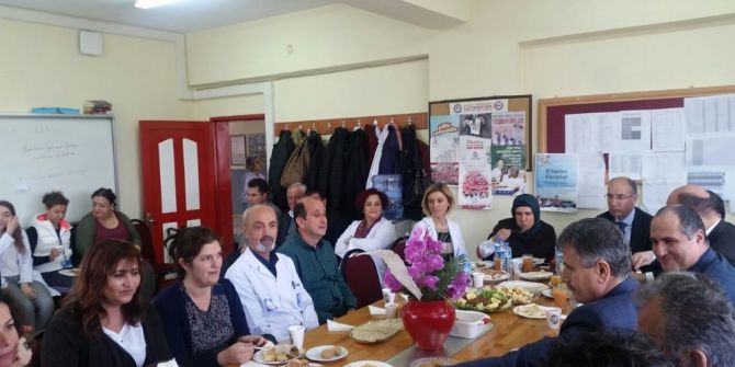 Altınova’da Öğretmenler Bengi İçin Toplandı