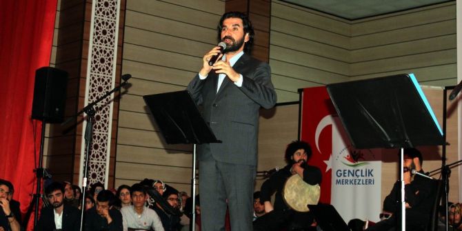 Erzincan’da "Şiirlerle Osmanlı Programı" Düzenlendi