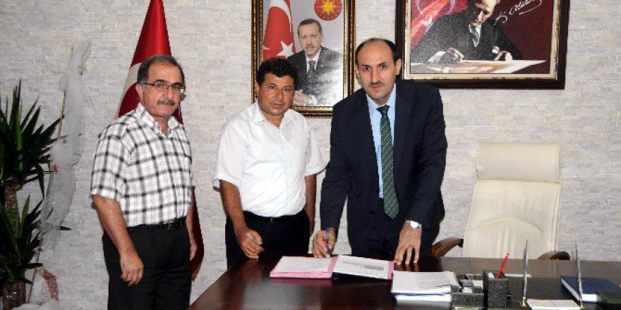 Bireysel Sulama Sistemlerinin Desteklenmesi Programında Hibe Alanlar Sözleşmelerini İmzaladı