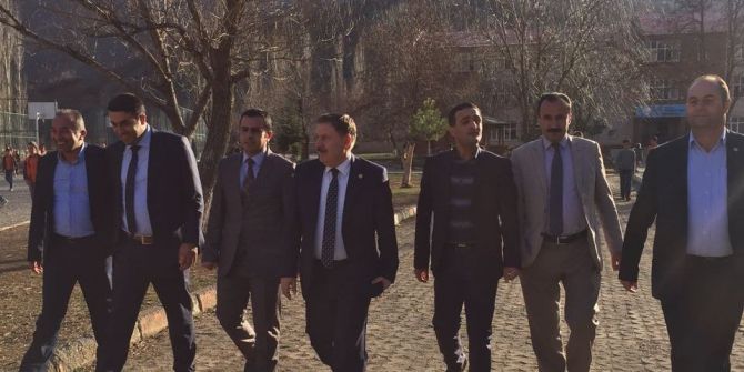 Özbek’ten Referandum Çalışması