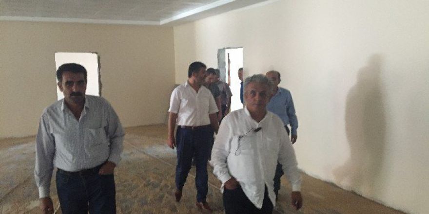 Başkan Cengiz, Yeni Hizmet Binasında İncelemelerde Bulundu