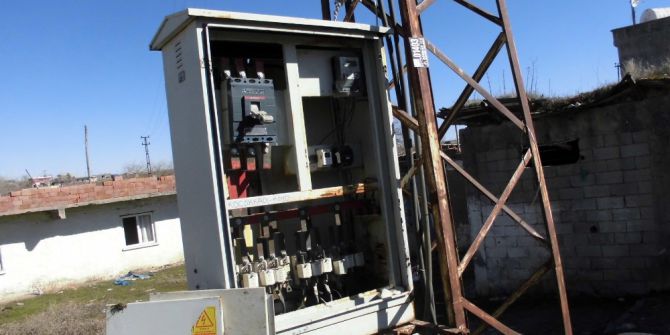 Dicle Edaş, Kırılan Trafo Ve Pano Kapılarına Asma Kilit Yetştiremiyor