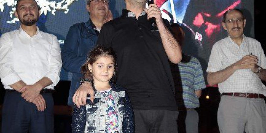 5 Yaşındaki Duru’dan Valiye Teşekkür: "Bizi Kurtardığınız İçin Teşekkürler Vali Amca”