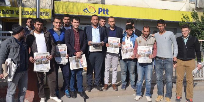 Ak Partililer Kılıçdaroğlu’na ’Evet’ Gazetesi Gönderdi