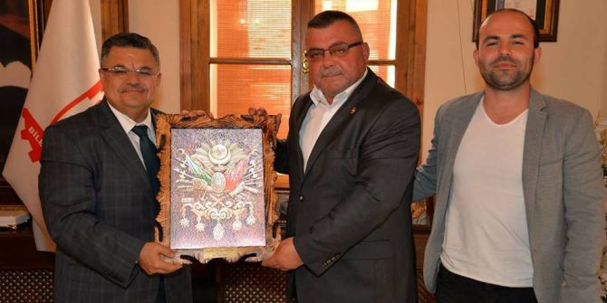 Mustafa Kemal Paşa Muhtarlar Derneği Başkanı Kahraman’dan Başkan Yağcı’ya Ziyaret