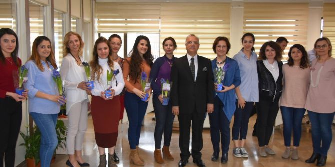 Başkan Kayda’dan Çiçekli Kutlama