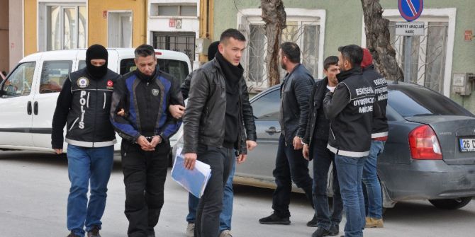 ’Lady’ Uyuşturucu Satıcılarına Geçit Vermedi